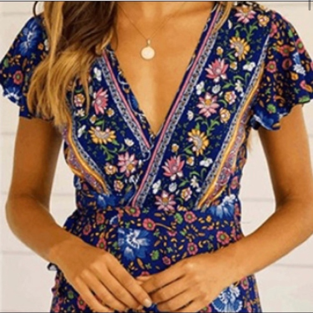 Feminine multi color floral dress - Picture 4 of 6